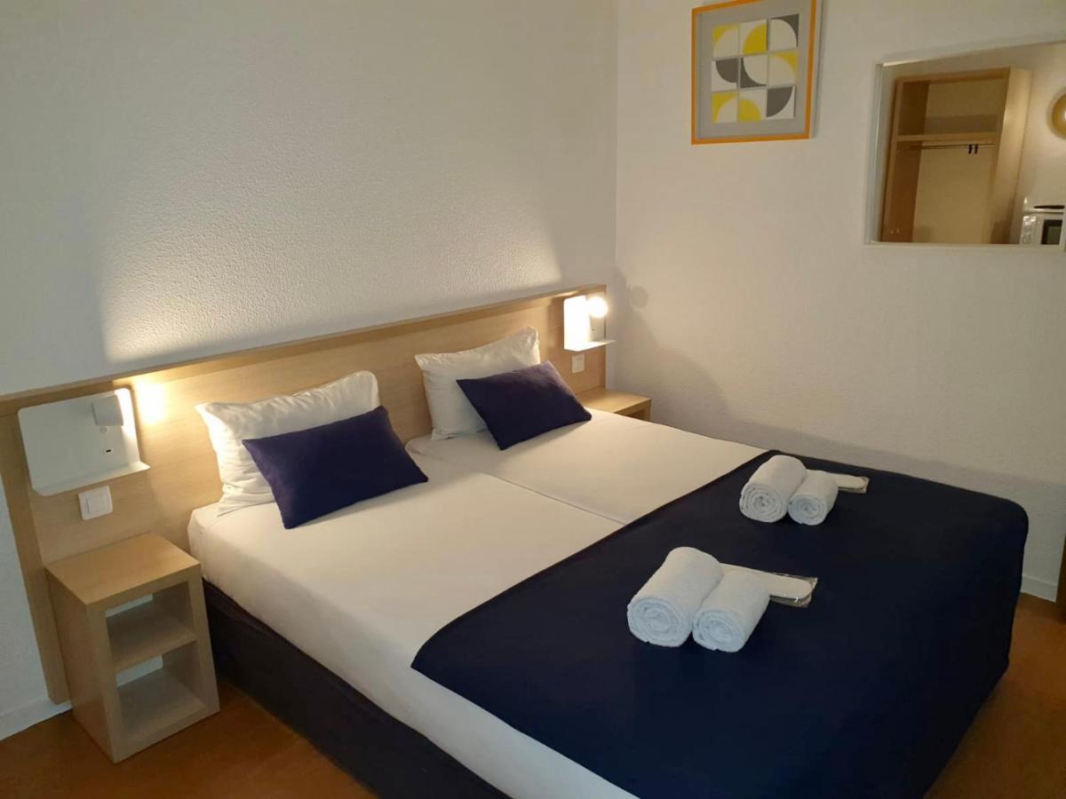Budget Hotel Melun Sud - Dammarie Les Lys Exteriör bild