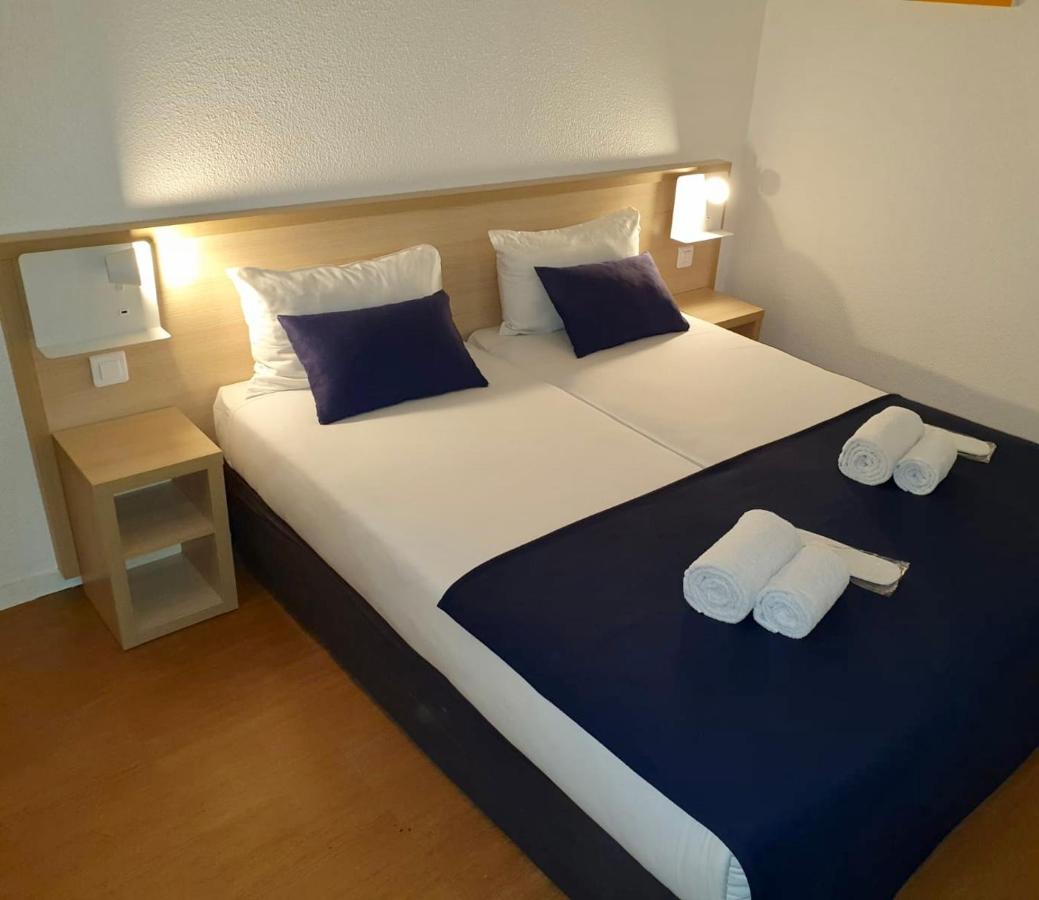 Budget Hotel Melun Sud - Dammarie Les Lys Exteriör bild