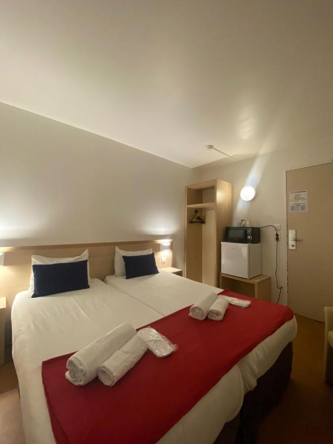 Budget Hotel Melun Sud - Dammarie Les Lys Exteriör bild