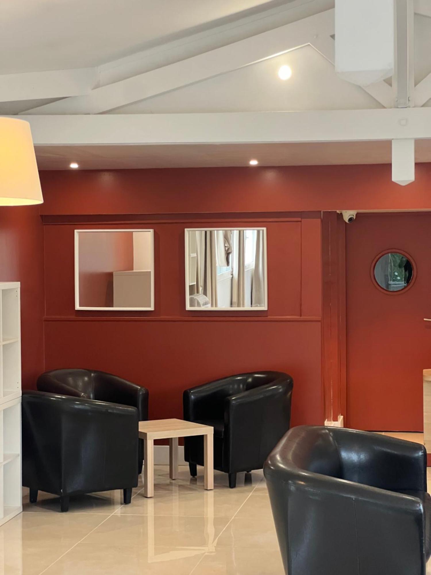 Budget Hotel Melun Sud - Dammarie Les Lys Exteriör bild