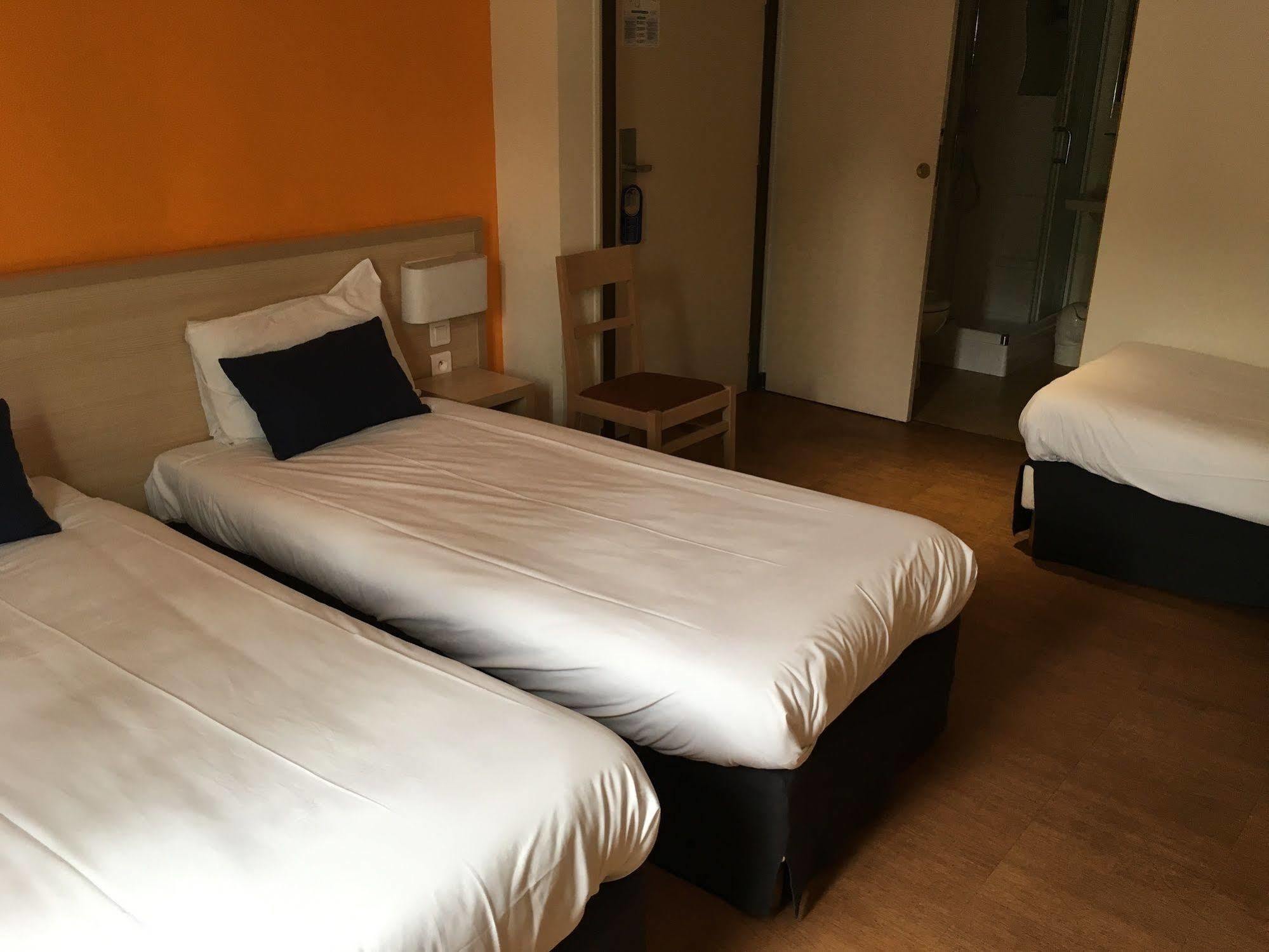 Budget Hotel Melun Sud - Dammarie Les Lys Exteriör bild